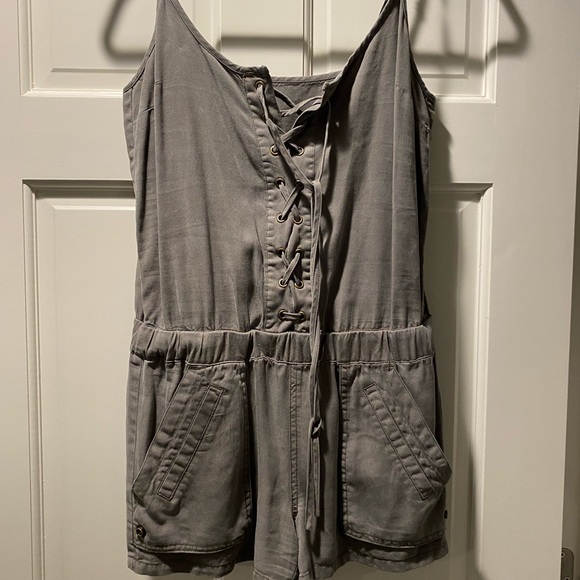 army geeen romper - Picture 1 of 1